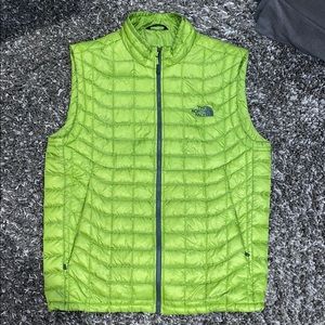 Men’s North Face Thermoball vest